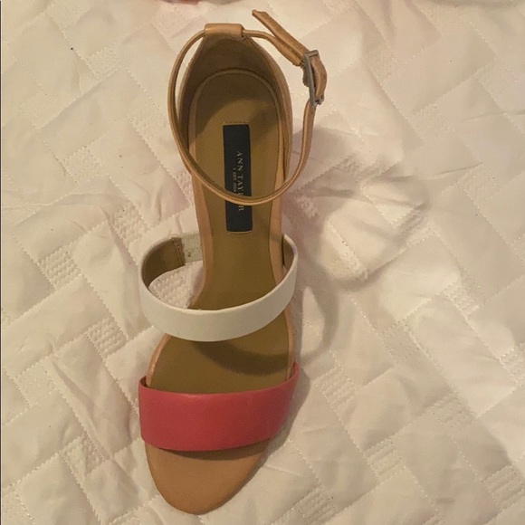 Pink, white and tan wedge sandals - Picture 2 of 2